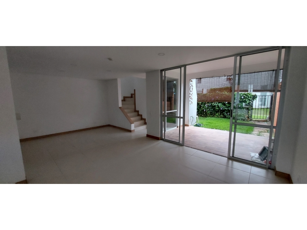 57 ? Se vende hermosa casa en el sector de los Cinco Soles / Jamundí