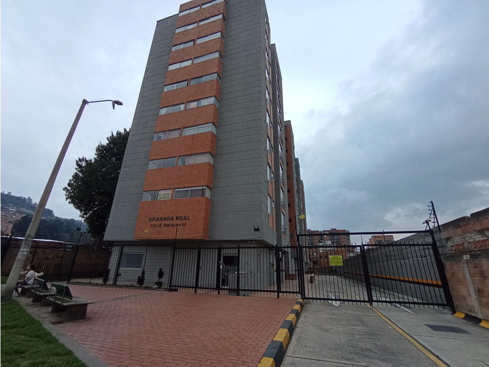 ARRIENDO APTO ,ECONOMICO EXCELENTE ESTADO LIJACA USAQUEN