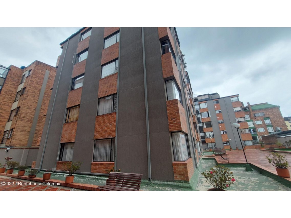 Apartamento en  Cedritos(Bogota) RAH CO: 23-408