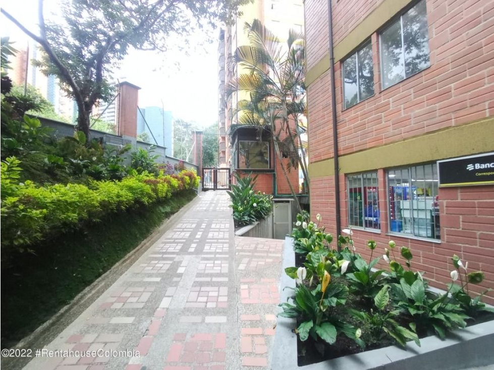 Apartamento en  La Inmaculada RAH CO: 23-1961