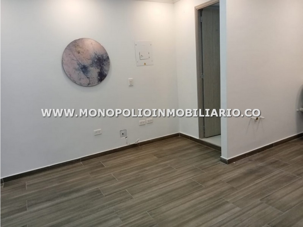 LOCAL EN  VENTA - SECTOR LAS PALMAS, EL POBLADO COD: 25128