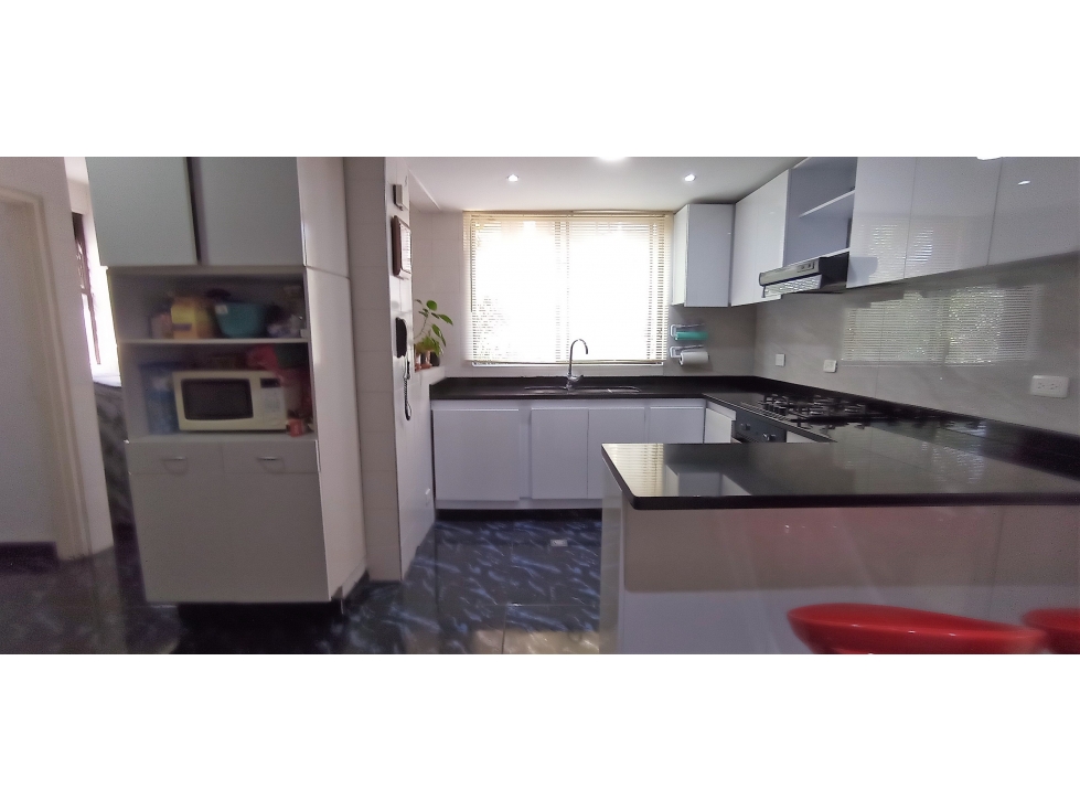 Venta Apartamento remodelado en el Norte de Cali, B. Versalles