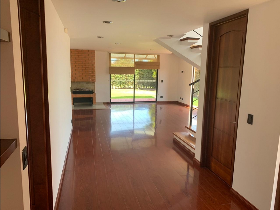 ARRIENDO CASA CAMPESTRE EN CHIA