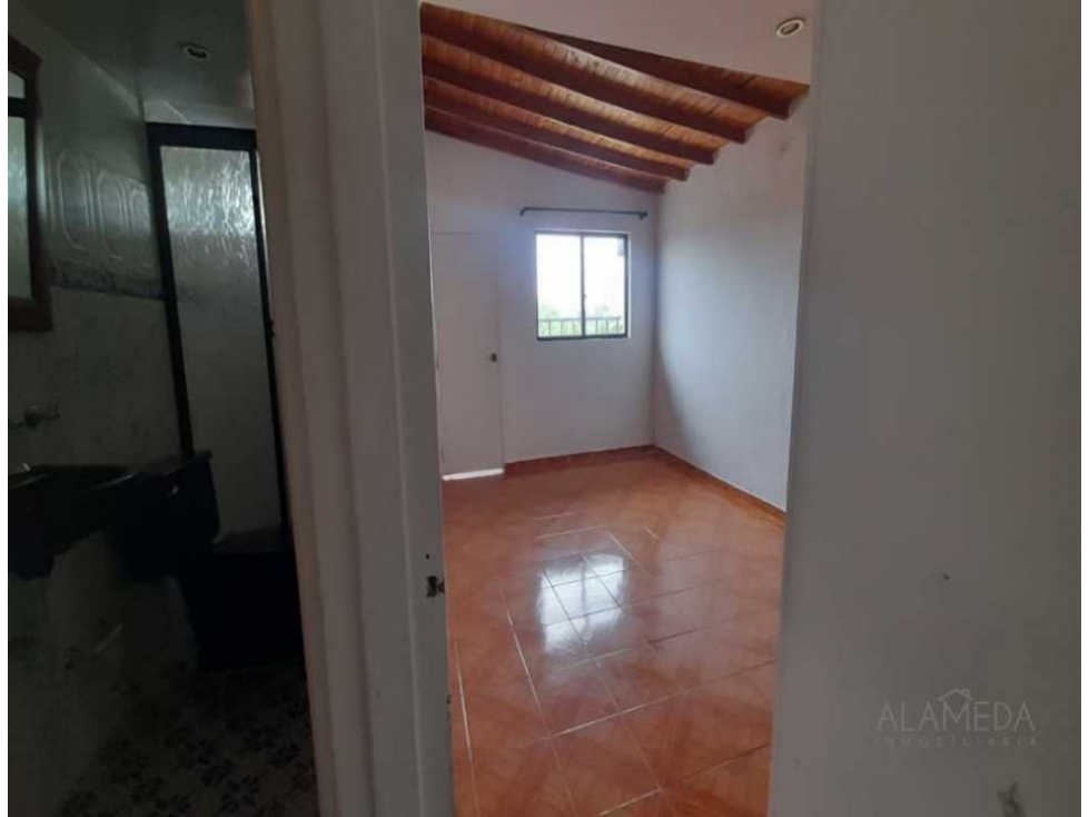 Vendo apartamento para reformar en la floresta Alcázares