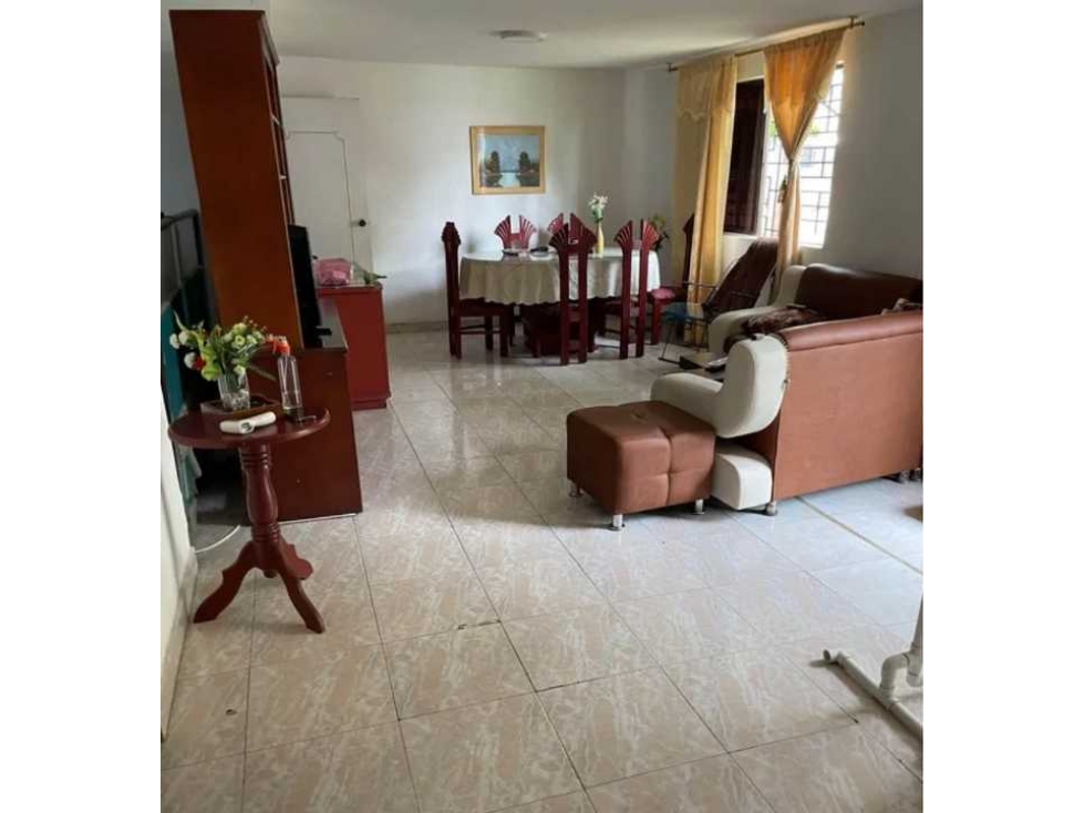 Vendo Casa una planta original barrio Prados del norte cali